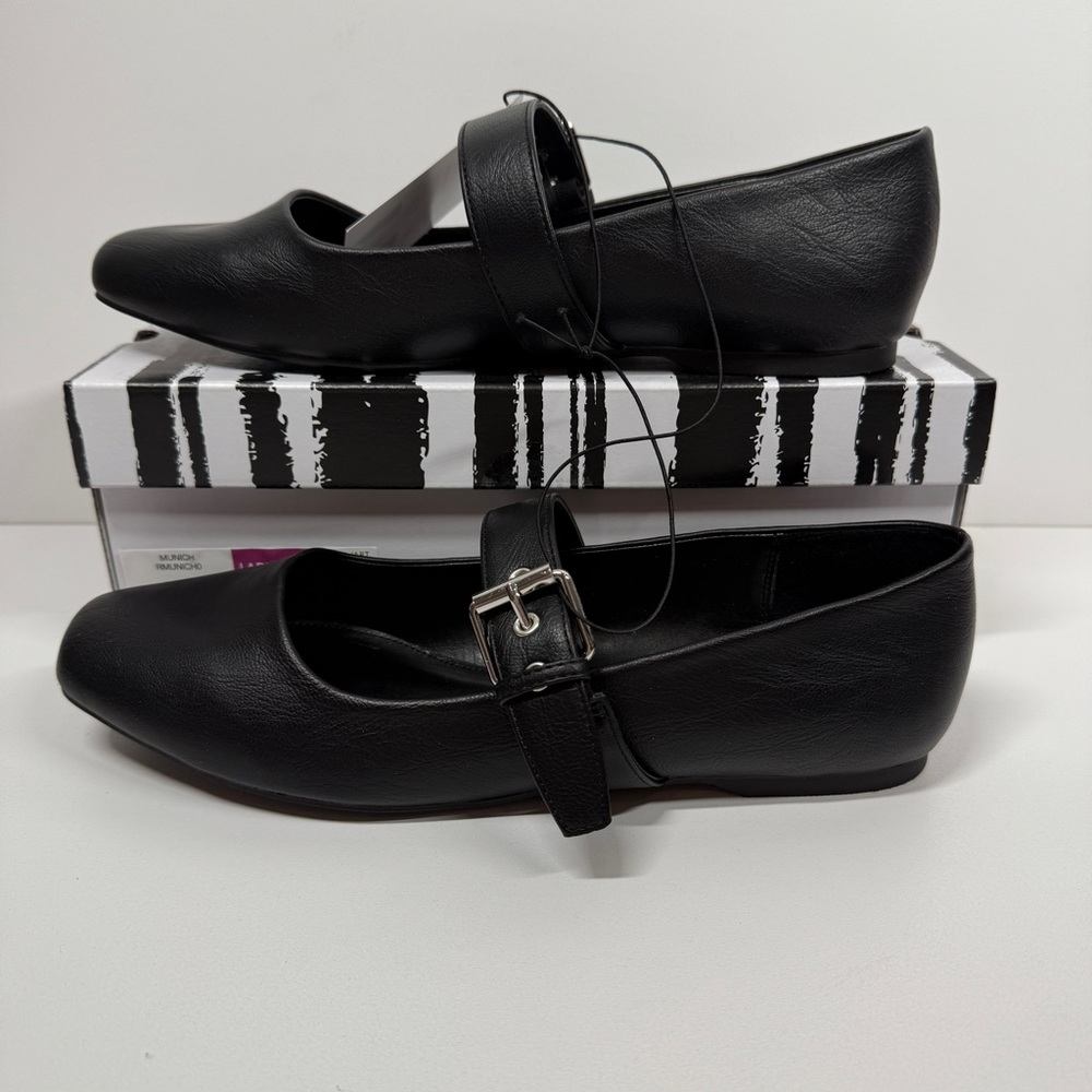 NIB • Dv Dolce Vita Women's Mary Jane Flats Size: 11